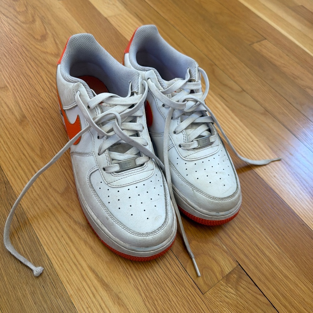 Nike Air Force 1 boys sneaker